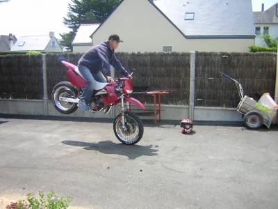 dt 125